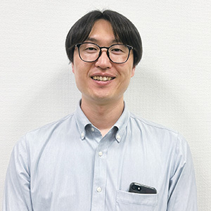 Yi