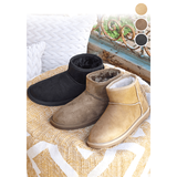 ムートン調ボアブーツ