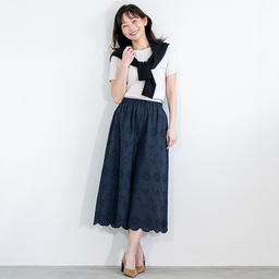 極美品 定価11万 絹 Drawer キュロットパンツ エンブロイダリー 白 エンブロイダリーキュロット | パンツ通販のDHC