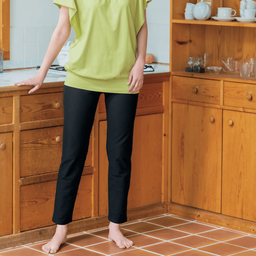 裏ひんやりレギンスパンツ