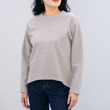 振り向き美人・ニットみたいなプルオーバー