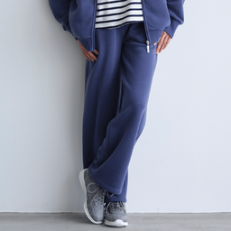アクティブパンツ（FILA）