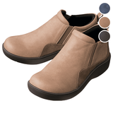 つま先ゆったり・軽いショートブーツ