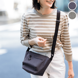 急な雨でも安心・防水ショルダー