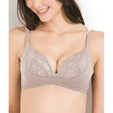 らくらく美胸ノンワイヤーブラ（寄せ上げ）