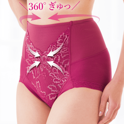 お腹を細く見せるシェイプショーツ