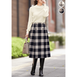 チェック柄4つボタンスカート