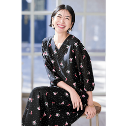 フラワードットワンピース