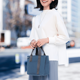 7つの仕切り付き・中が隠せるトート