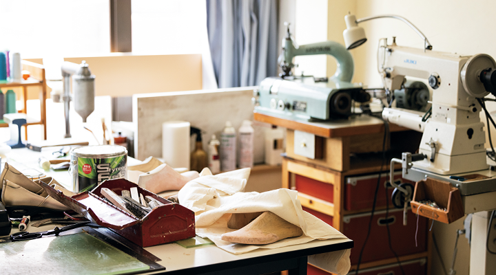 木と革の香りに包まれます。