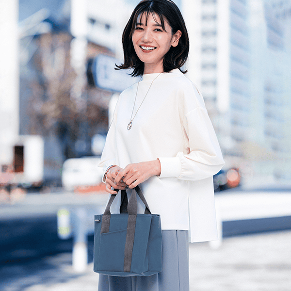 7つの仕切り付き・中が隠せるトート